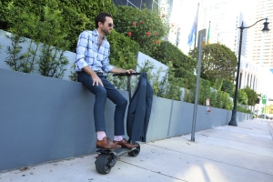 Why Both Chill and Thrill Seekers Can Enjoy Electric Scooters